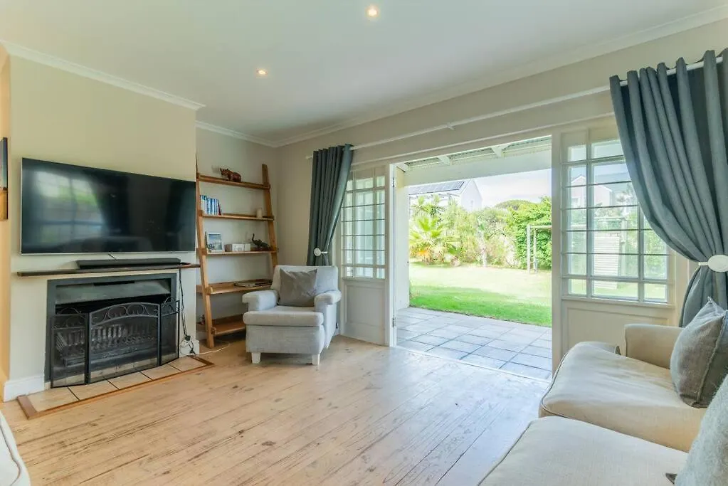 Eco Retreat In Secure Estate Apartment Cape Town
