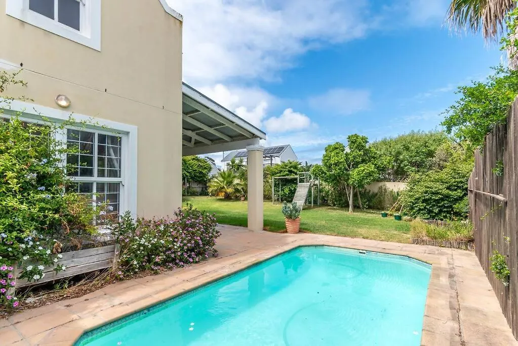 Eco Retreat In Secure Estate Apartment Cape Town